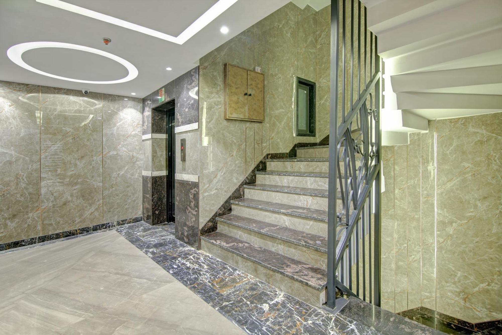 Hotel Uptown - 1Km From Connaught Place New Delhi Extérieur photo