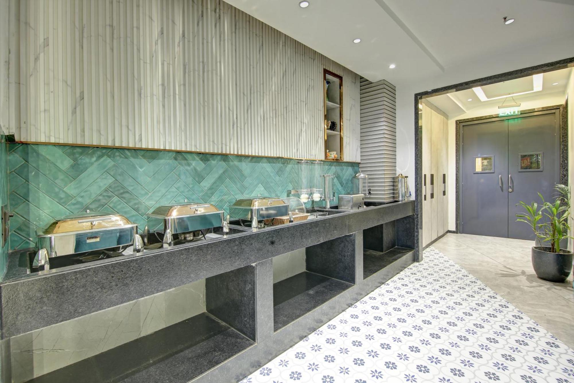 Hotel Uptown - 1Km From Connaught Place New Delhi Extérieur photo