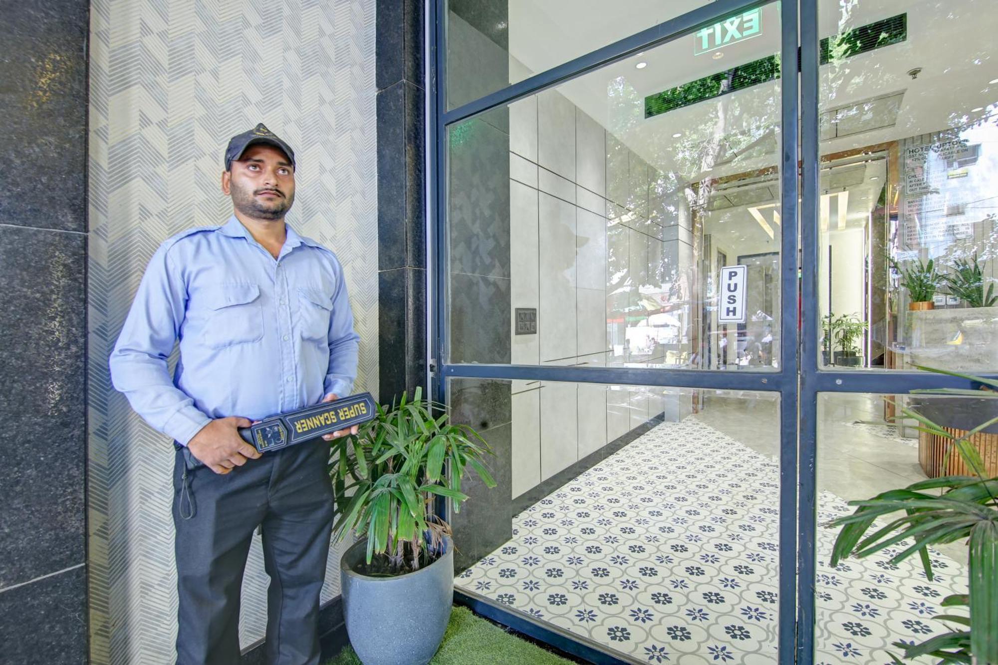Hotel Uptown - 1Km From Connaught Place New Delhi Extérieur photo